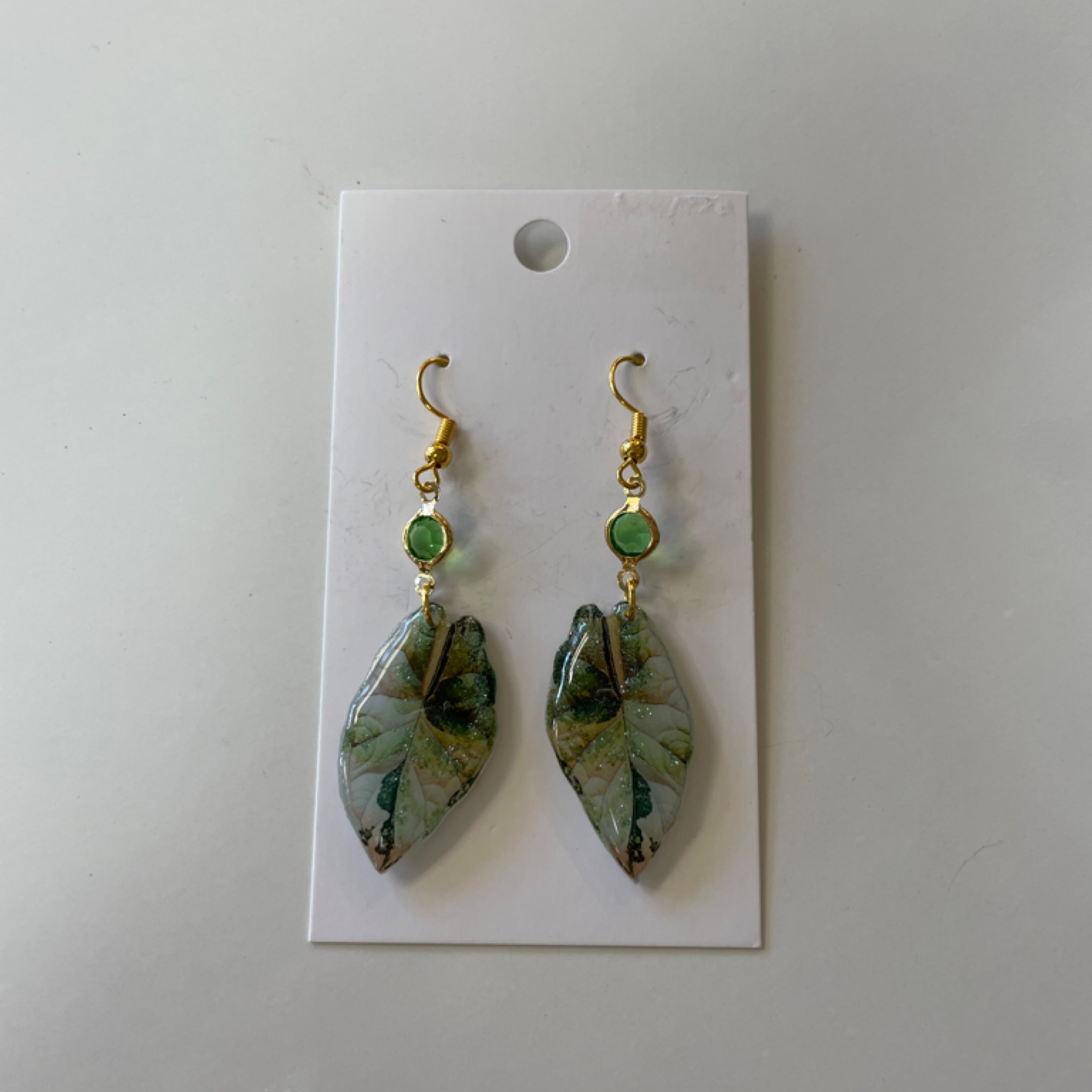 Robin's Nest Dangling Earring